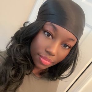 Meet your Posher, Treasur